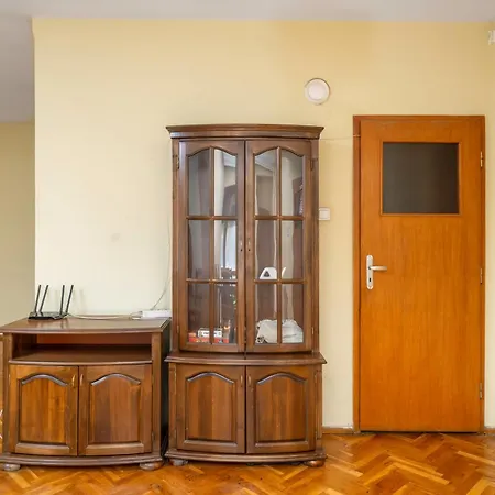 Spacious&minimalistic 2bd Lejlighed