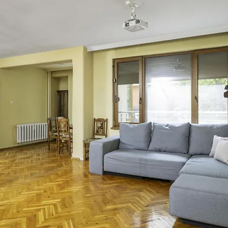 Spacious&minimalistic 2bd Apartamento Sofía
