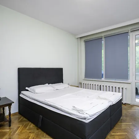 Spacious&minimalistic 2bd 公寓 索菲亞